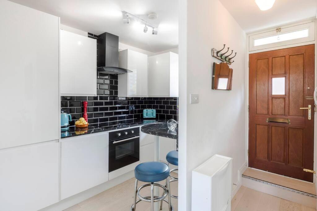 The Clarence, Central London Apartment W/ Wifi Ngoại thất bức ảnh